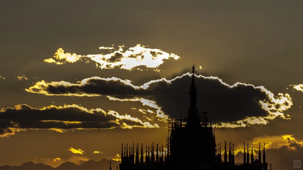 Milano e ogni località d'Italia e d'Europa